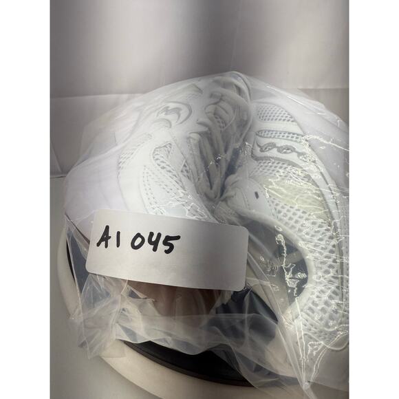 Saucony GRID NXT Womens Size 10 White Running Shoes Sneakers Training S70797-4 - Picture 11 of 11